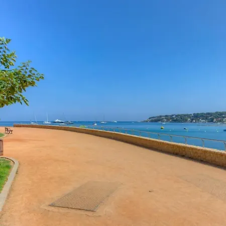 Furnished Apartment Close To All Amenities Beaches & Various Tourist Sites * Antibes